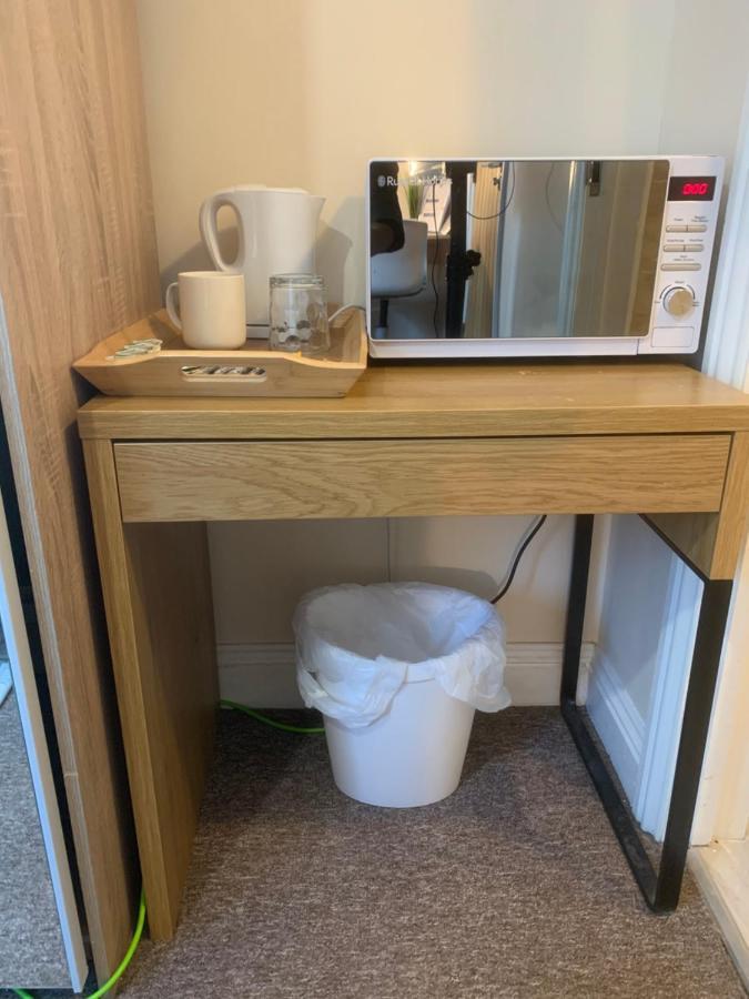 Cosy Room With Private Entrance & Ensuite Reading Eksteriør billede